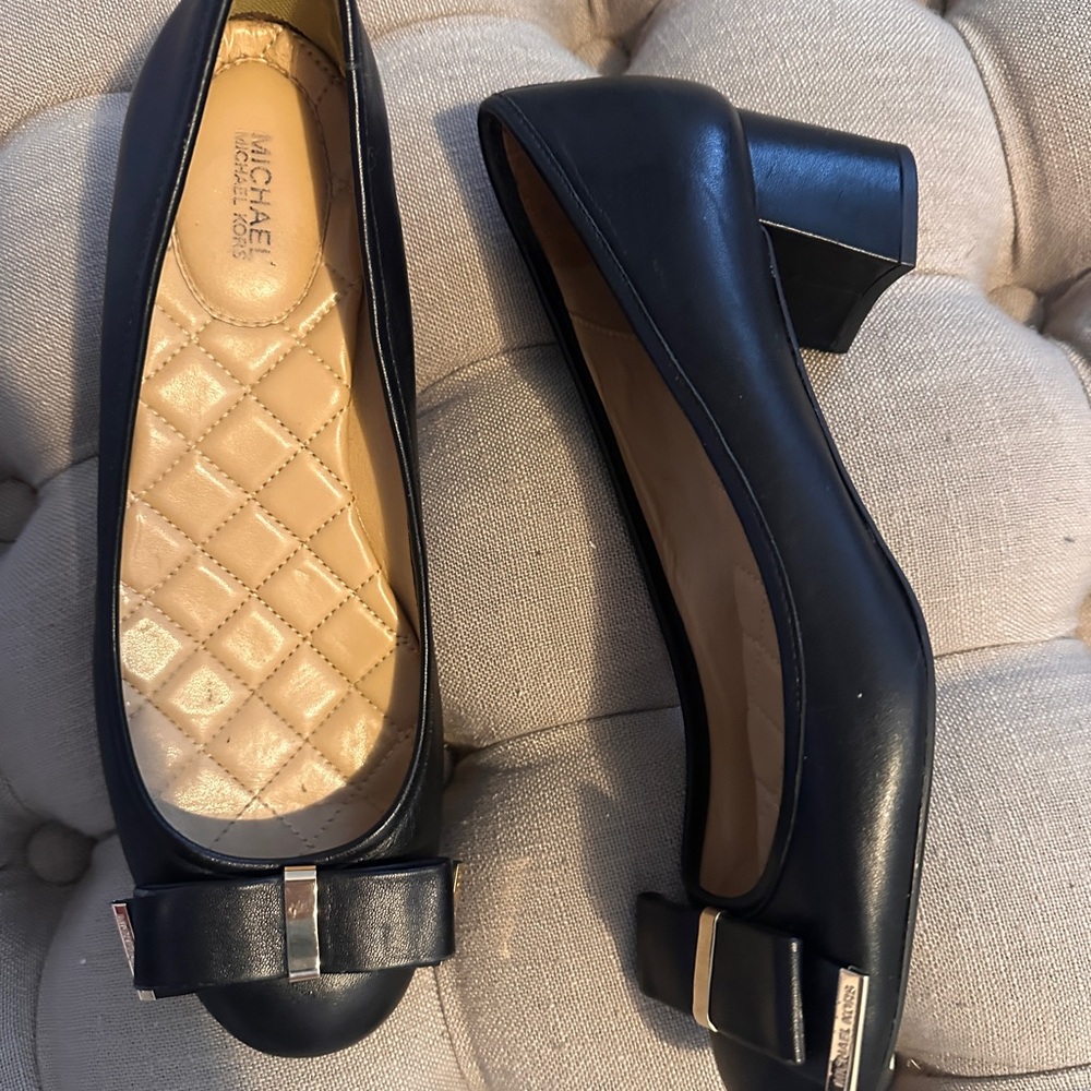 MichaelKors block heel pumps size 11